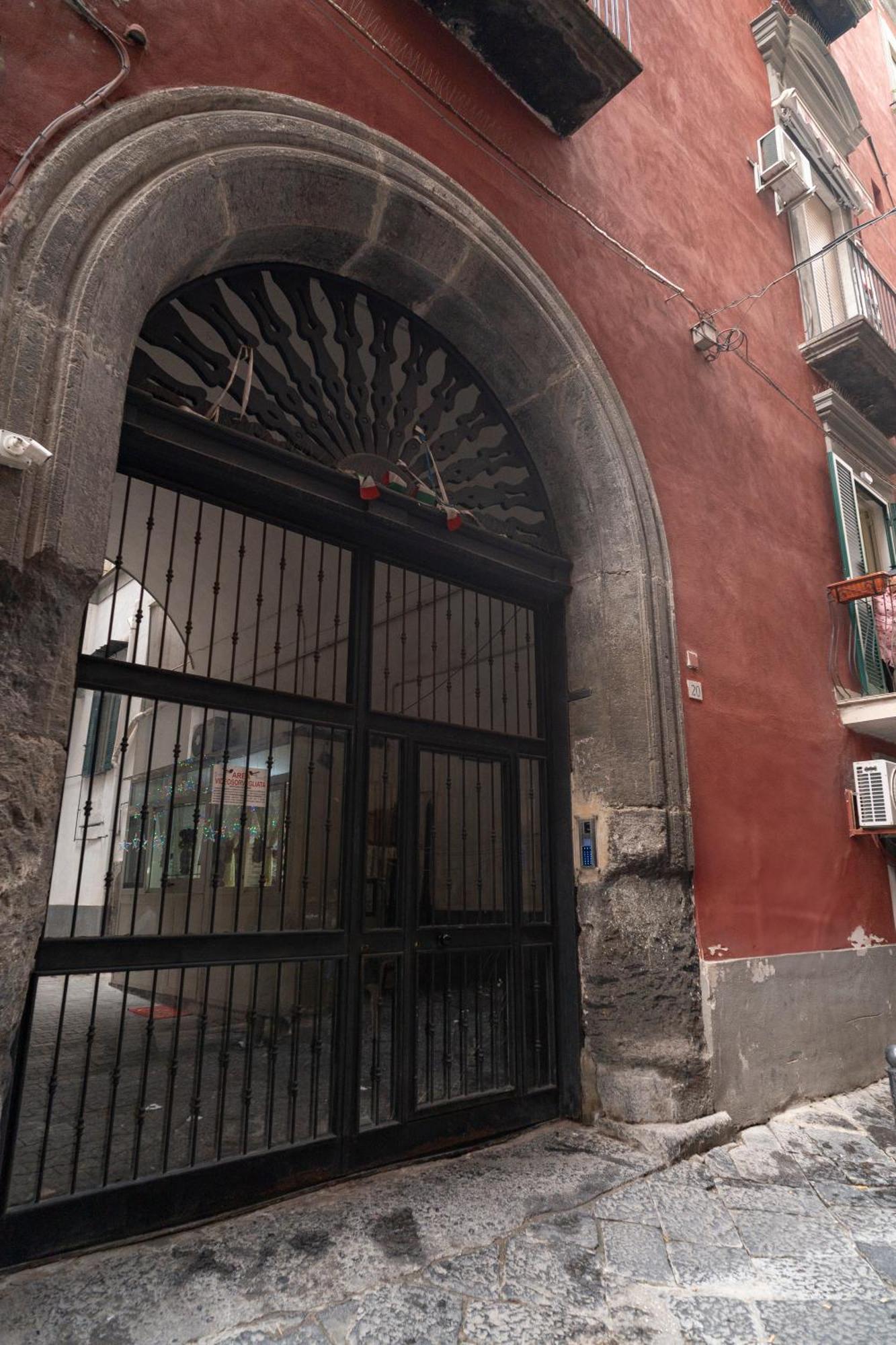 Duomo Holiday Neapol Zewnętrze zdjęcie